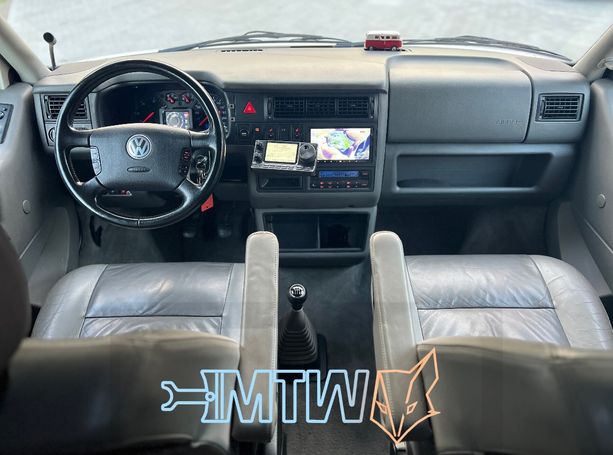 Cockpit VW T4 mit Multifunktionslenkrad